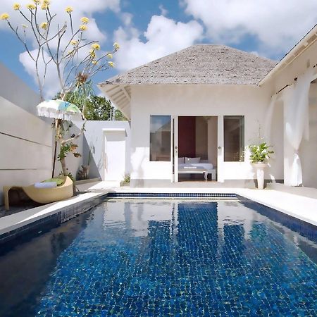 Kamuela Villas Seminyak Екстериор снимка