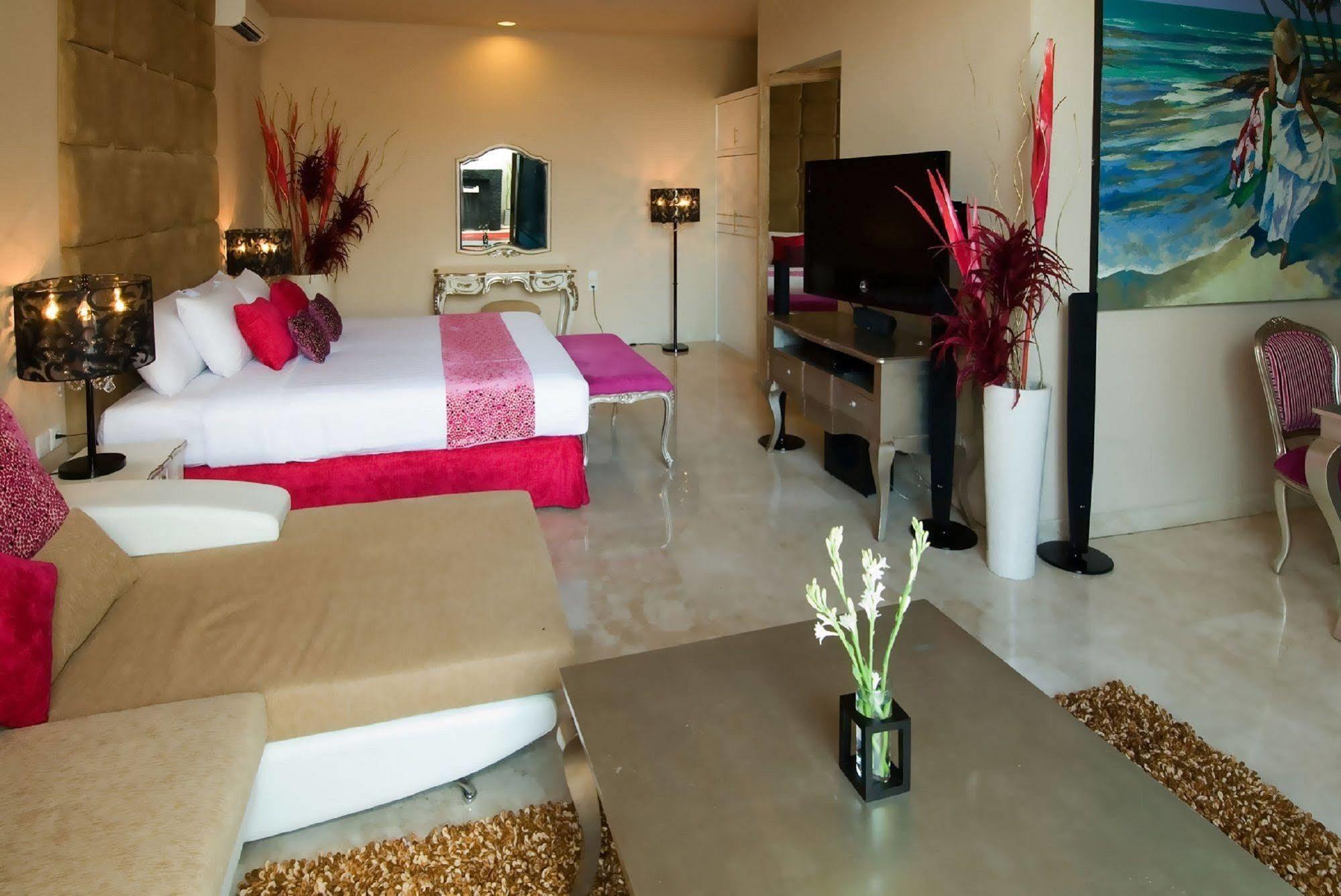 Kamuela Villas Seminyak Екстериор снимка