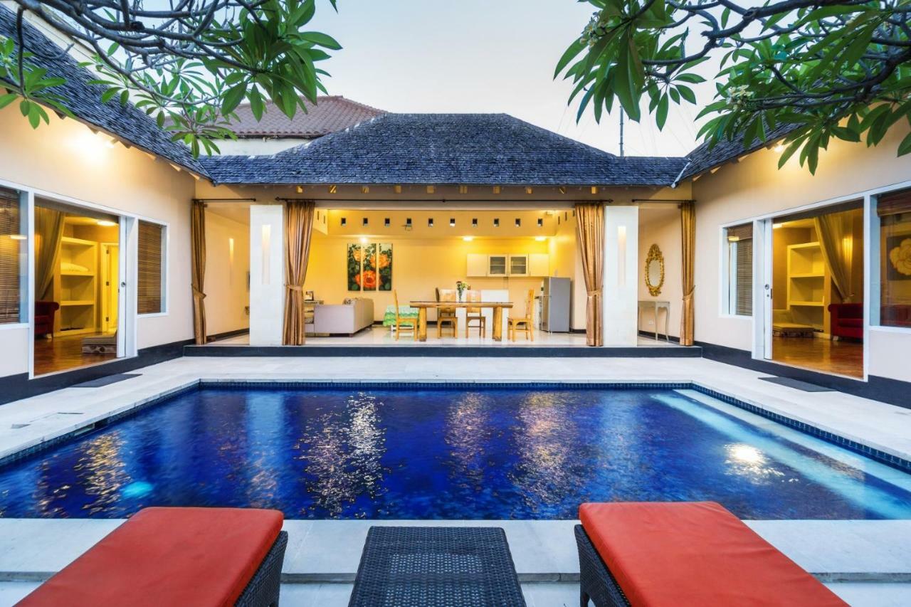 Kamuela Villas Seminyak Екстериор снимка